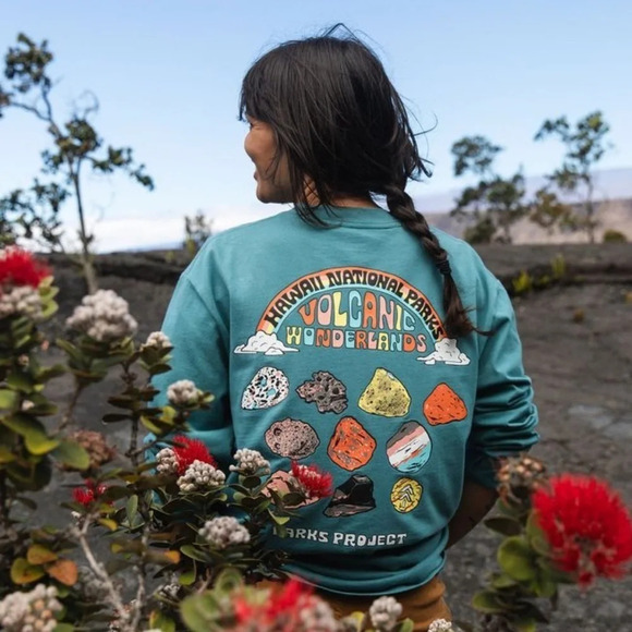 🍄‍🟫HOST PICK🍄‍🟫 Parks Project Hawaii Geological Wonderlands Long Sleeve Tee - Picture 1 of 9